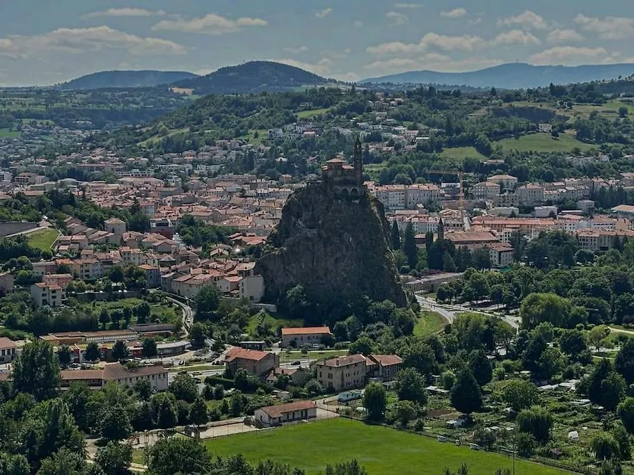 Appartement T2 Idealement Situe Le Puy-en-Velay France