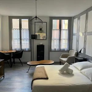 Chez Mick Et Sarah Apartment