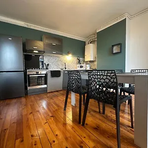 Moderne Apartment